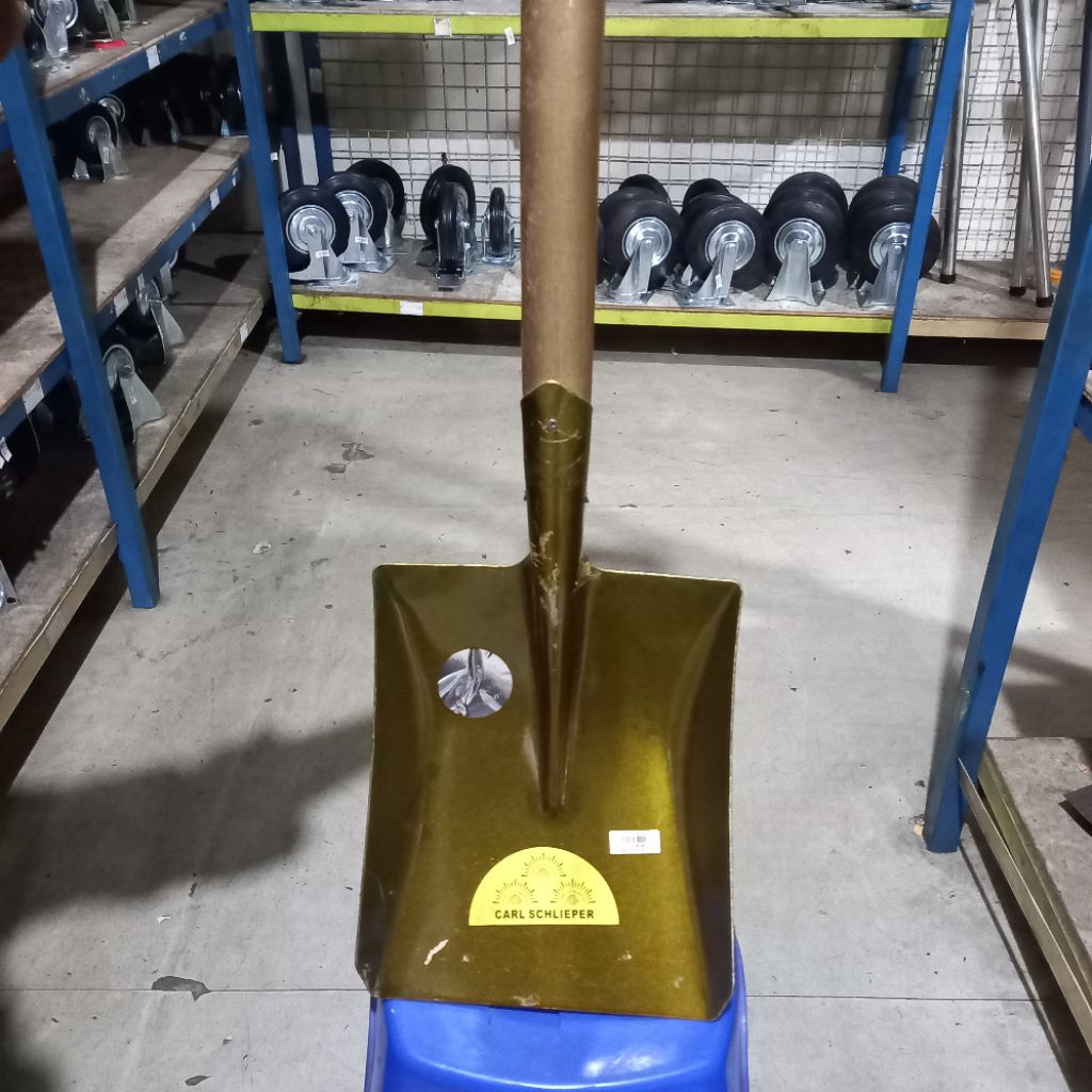 SEKOP PASIR CAP MATA PAPAK