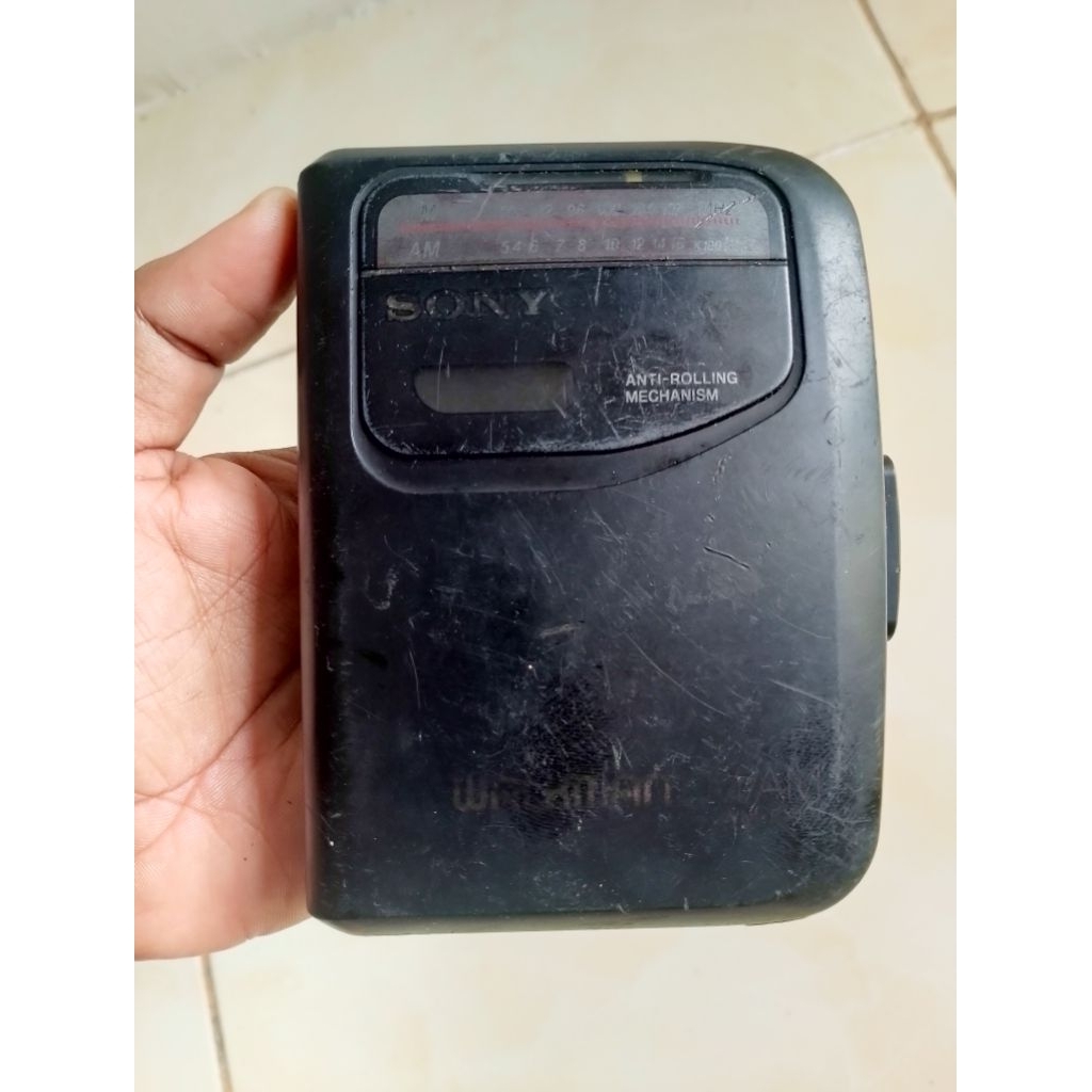 walkman "Sony" Made in Malaysia jadul vintage pajangan/kanibal