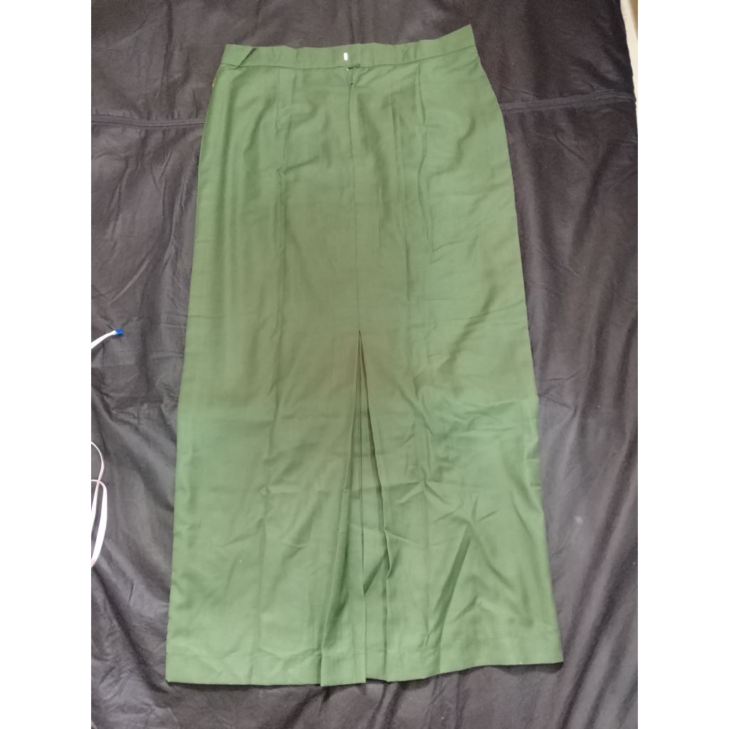 Rok LINMAS / PDH / PNS / ASN / DINAS / Pemda / Kerja / Guru. Hijau Sage. Perempuan. Preloved