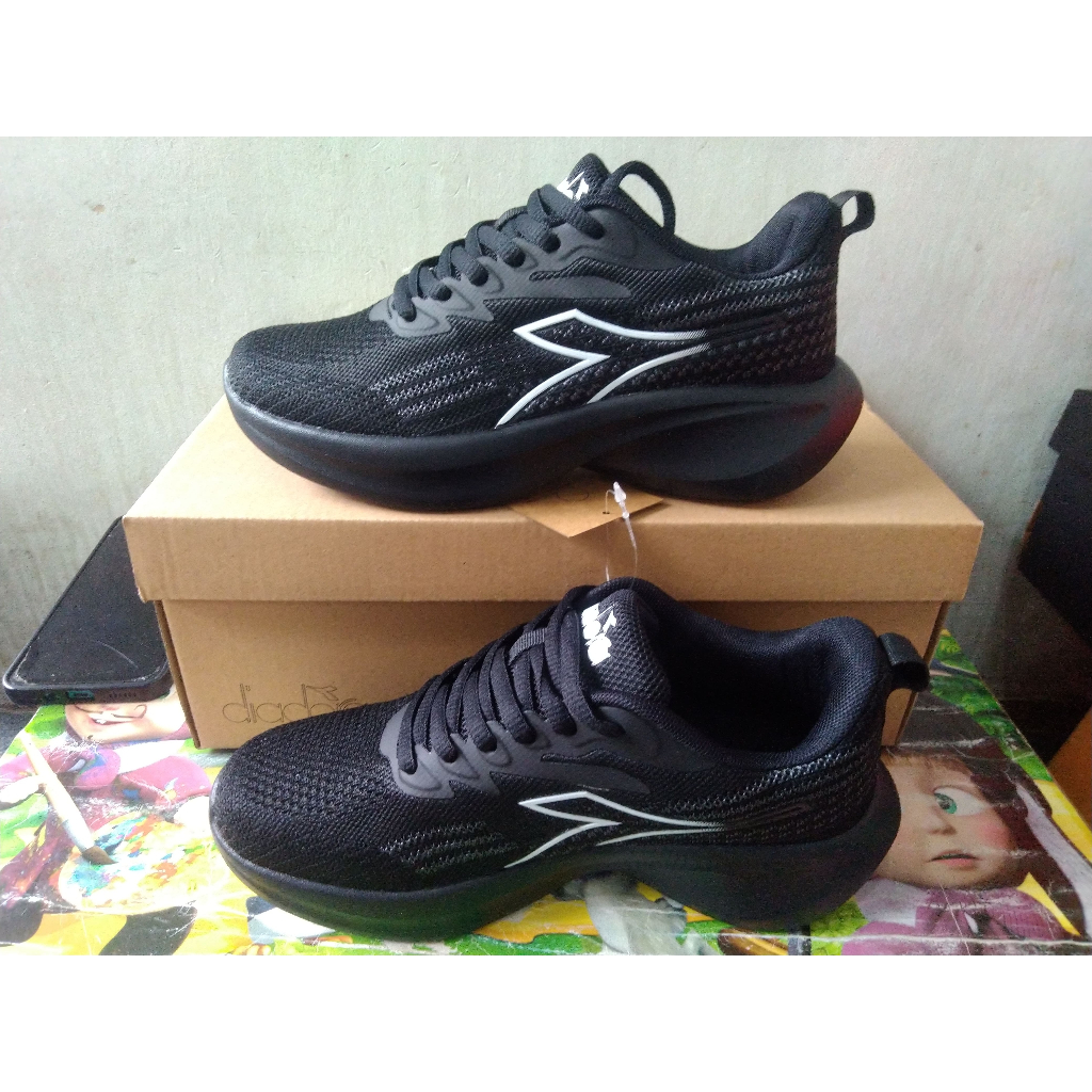 Sepatu Sekolah Diadora Niole Full Black Original