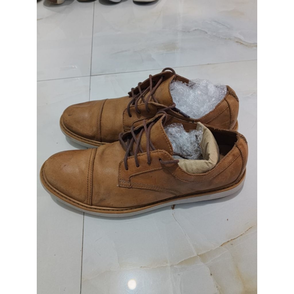 sepatu Clarks Men's Draper Cap Oxford Tan Leather