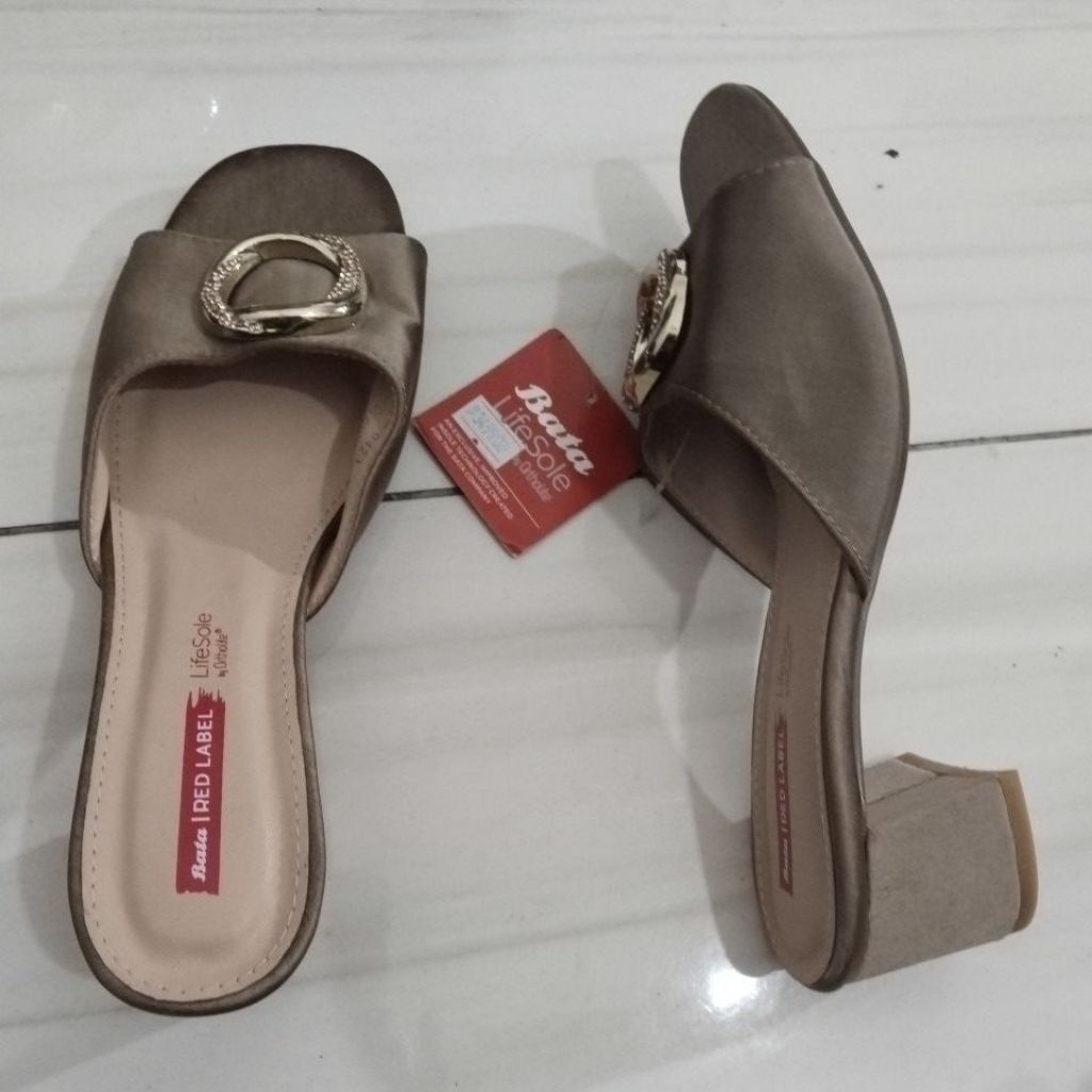(NEW ) SALE Sandal BATA Red Label Full Box