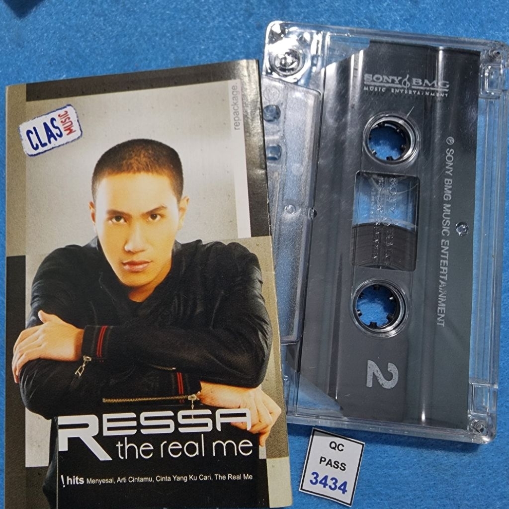 Kaset pita Ressa Herlambang / The Real Me Repackage
