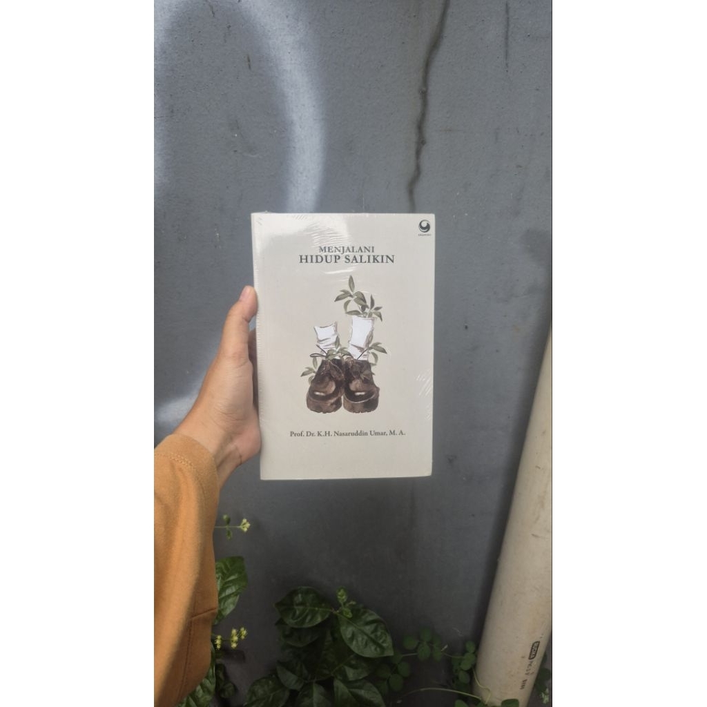 Buku Menjalani hidup salikin - Nasaruddin Umar Original Gramedia