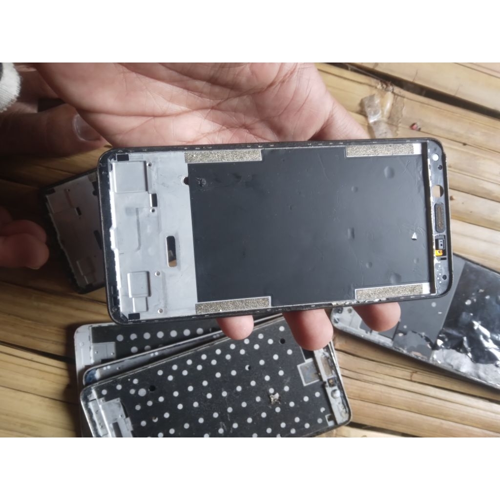 frame redmi tatakan lcd 6a ori copotan