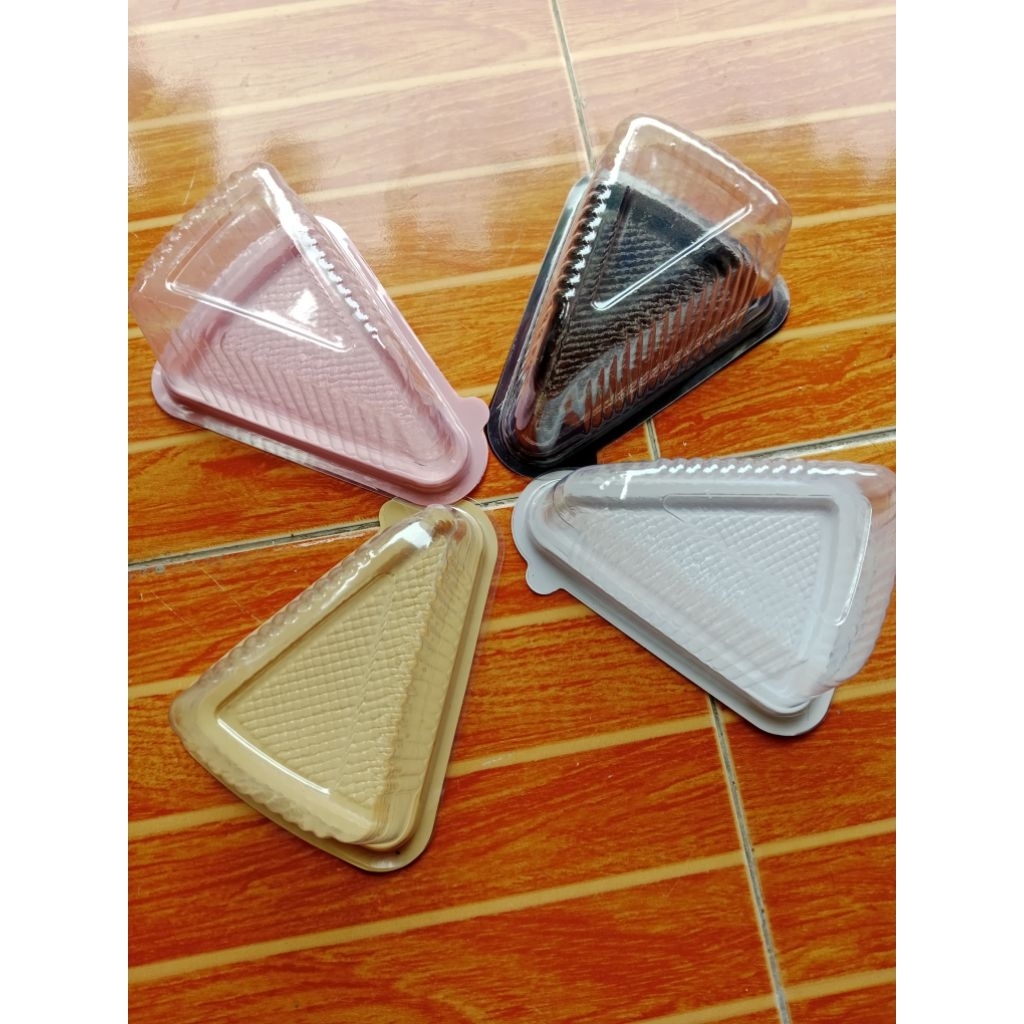 Kotak Kemasan Mika Segitiga (Per Slice) - Wadah Kue Tart / Cake Kemasan mika/plastik berbentuk segit