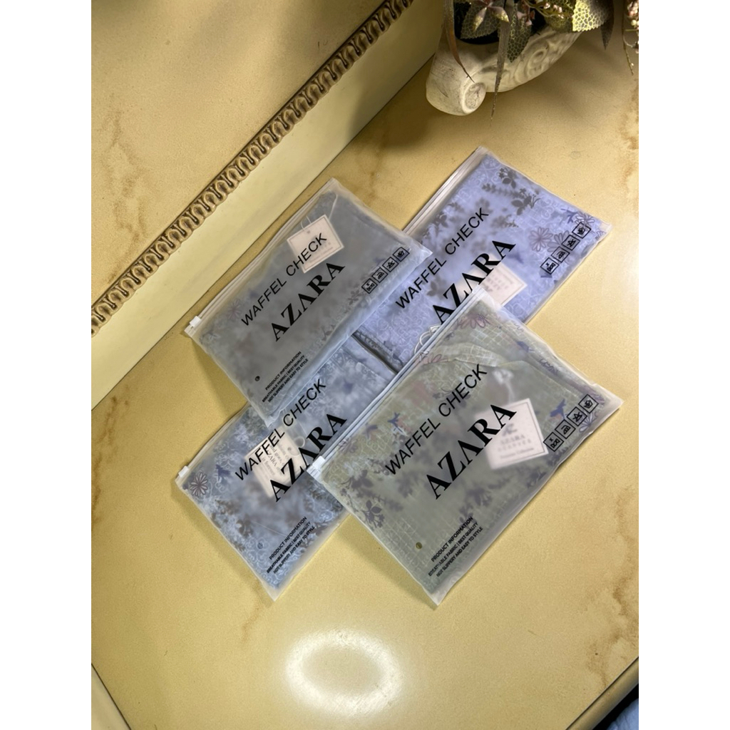 Nur Waffle Check Motif Logo Premium Pouch by Azara Superfashion / Hijab Motif Segi Empat