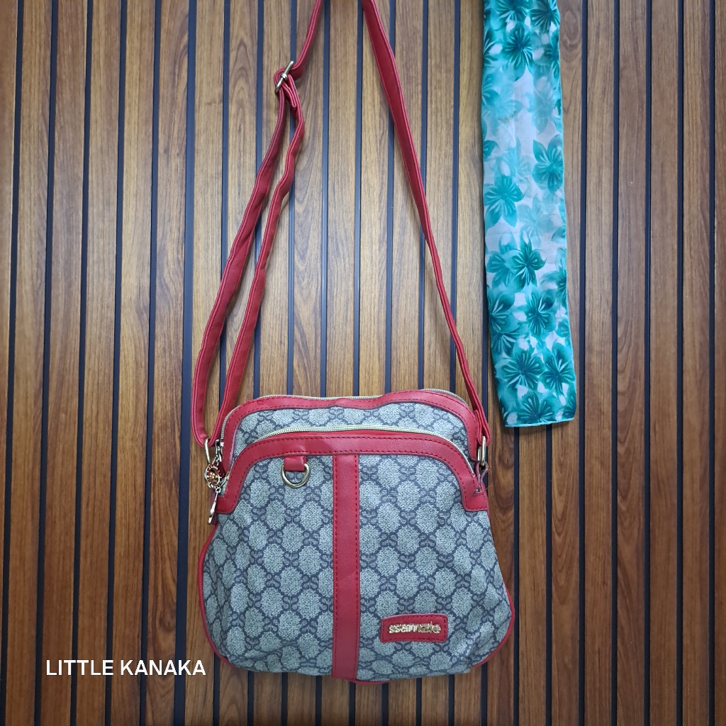 Ssamzie Sling Bag Motif Merah