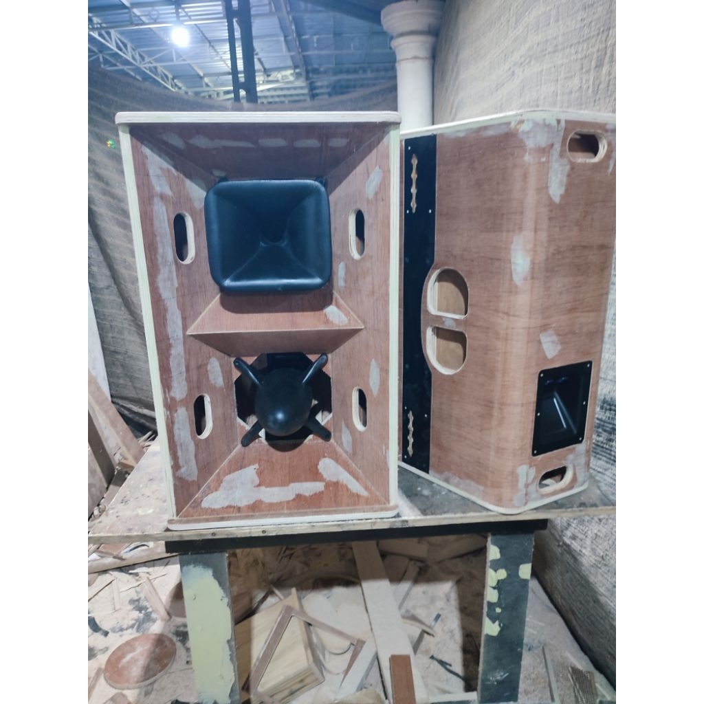 Box T24 Custom 12 Inch