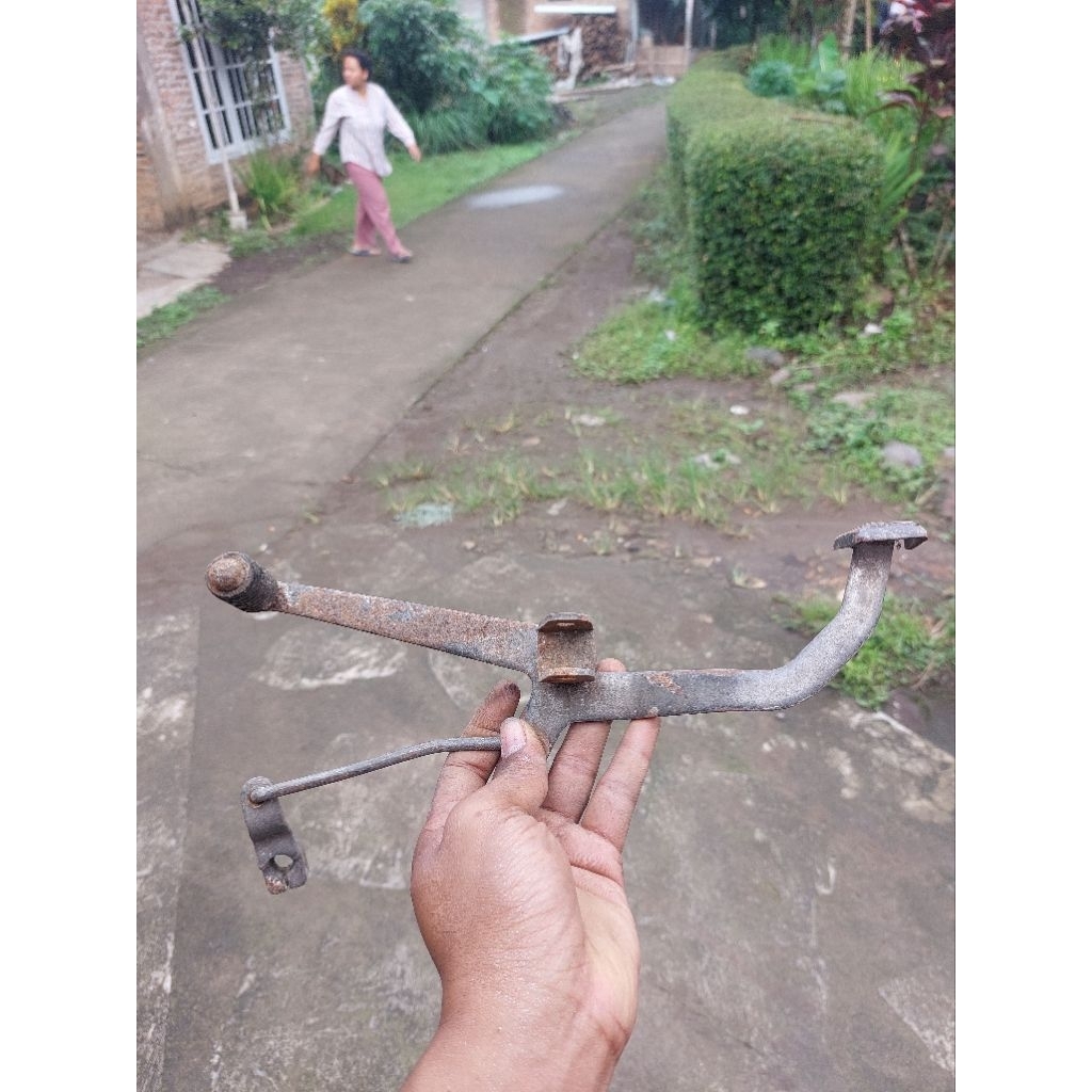 Pedal Perseneling Operan Gigi Yamaha Vixion Original