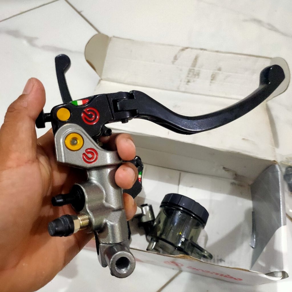 Handle rem Brembo