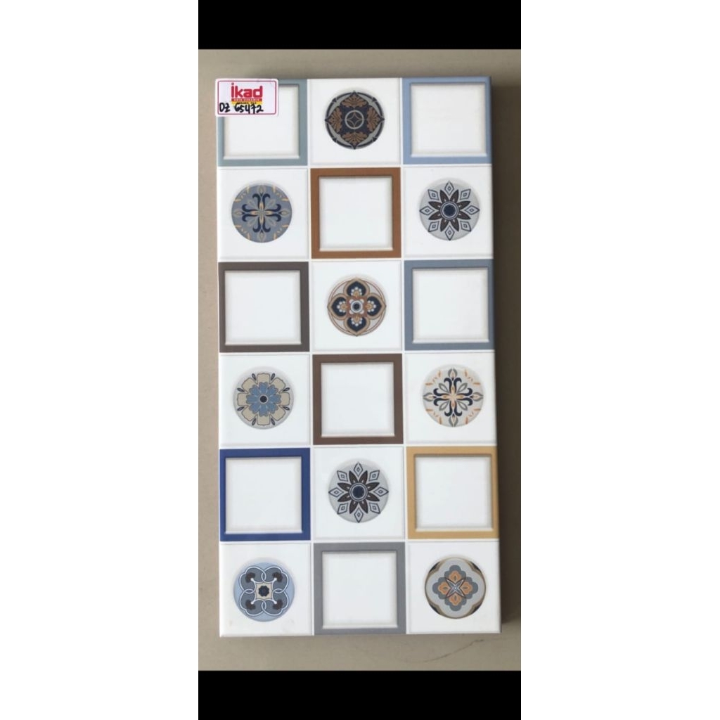 keramik ikad 30x60 isi 6 per dus