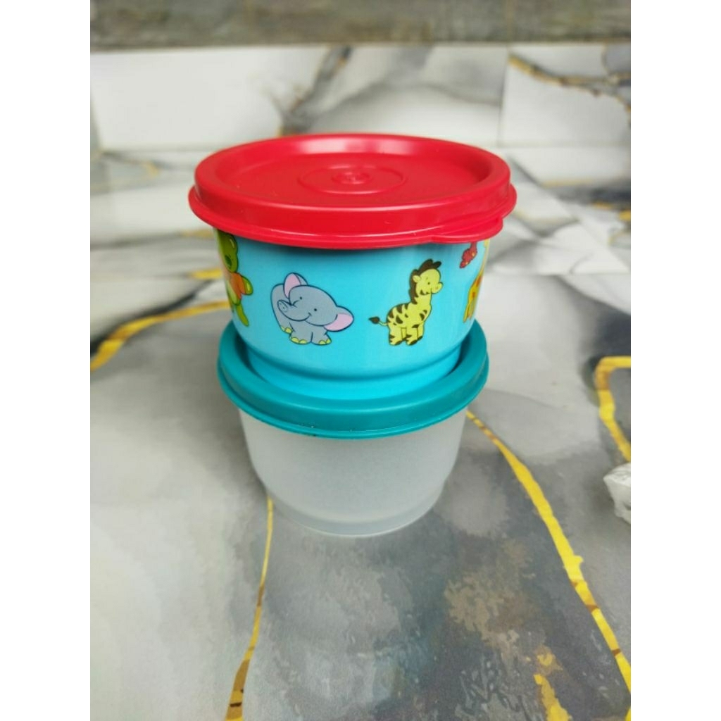 baru new dapat 2pcs snack cup tiwi by tupperware