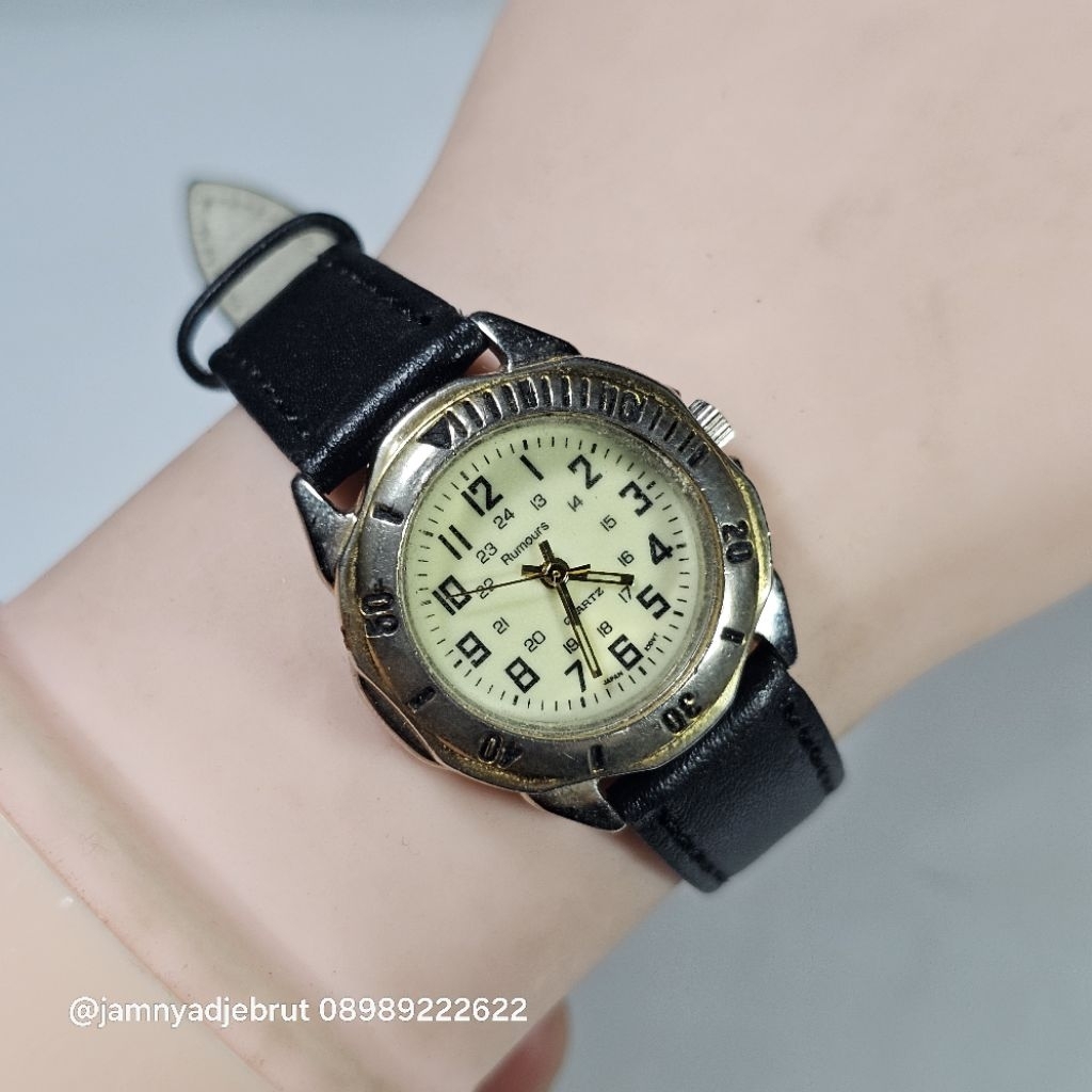 Jam Rumours Diver Military Dial Ladies Bekas