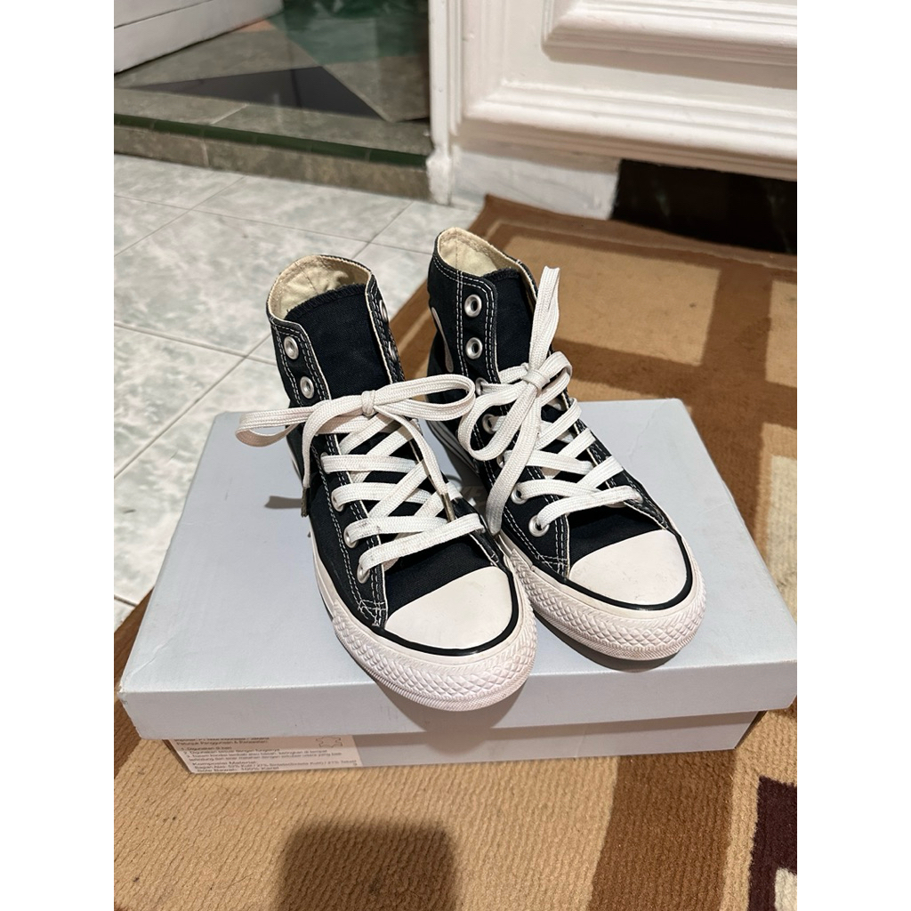 PRELOVED CONVERSE SIZE 36