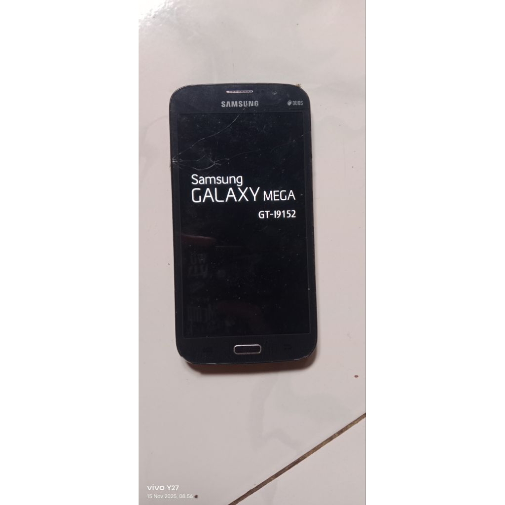 unit/Mesin samsung galaxy mega GT-19152 normal tinggal rakit tanpa kunci layar