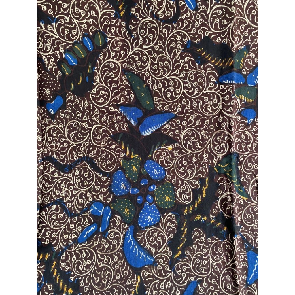 SARUNG BATIK TULIS LAWASAN