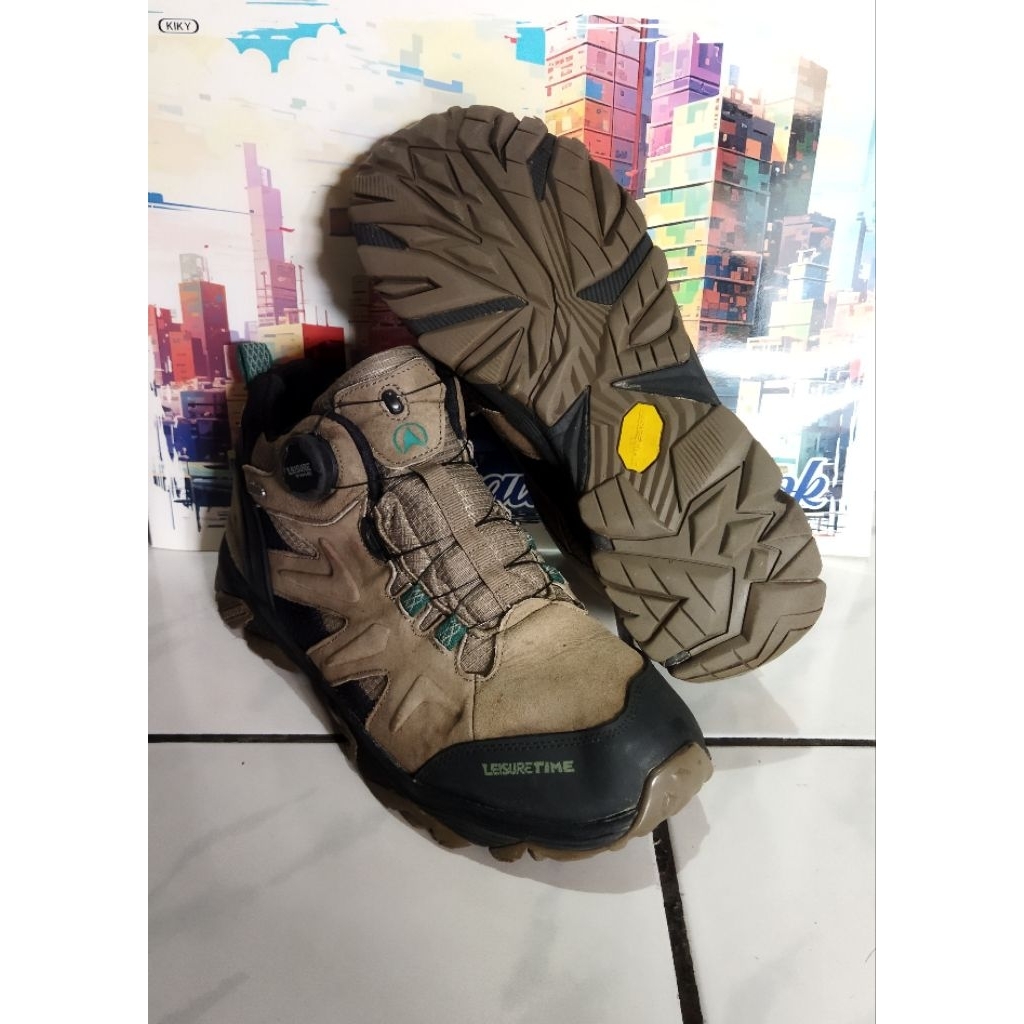 Sepatu Outdoor Hiking Leisure Time Boa System