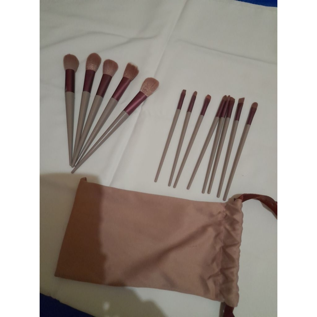 preloved set kuas make up