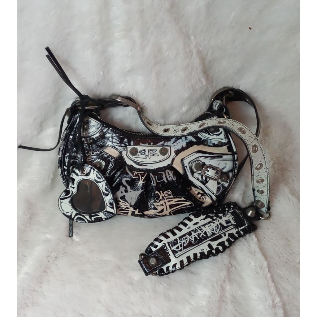 Tas Preloved Second Balencong Balenciaga* Grafitti Le Cagole