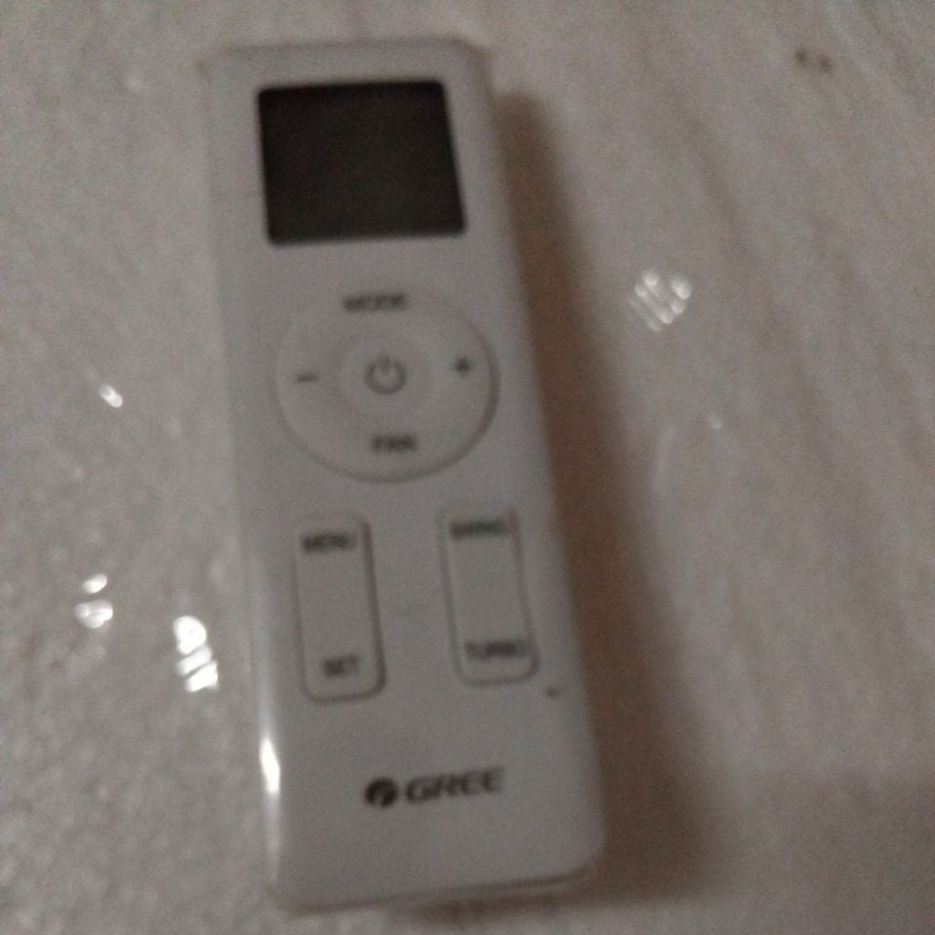 REMOT AC MERK GREE ORIGINAL