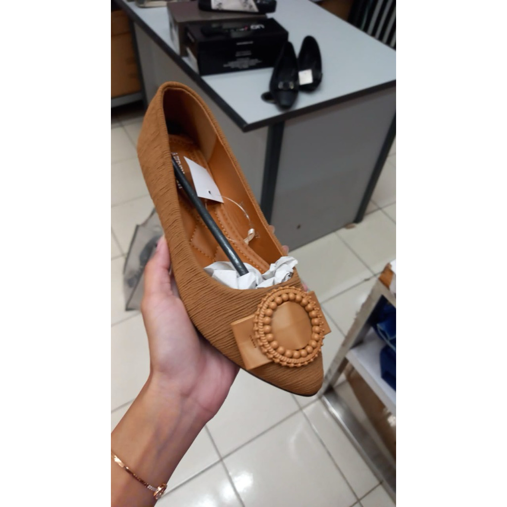 Flatshoes Lawrensia Original Matahari