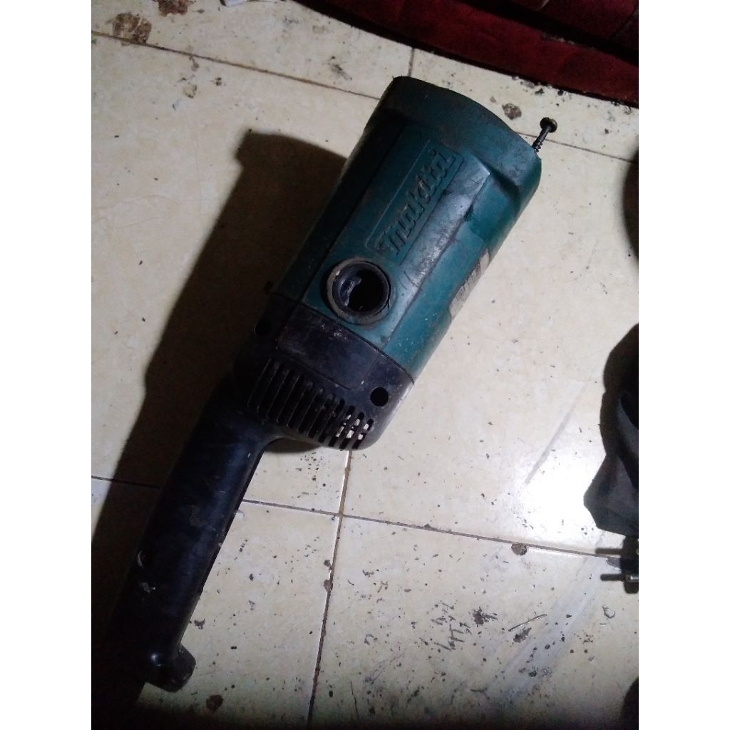 copotan ori bodi gerinda 7 inch makita 9067