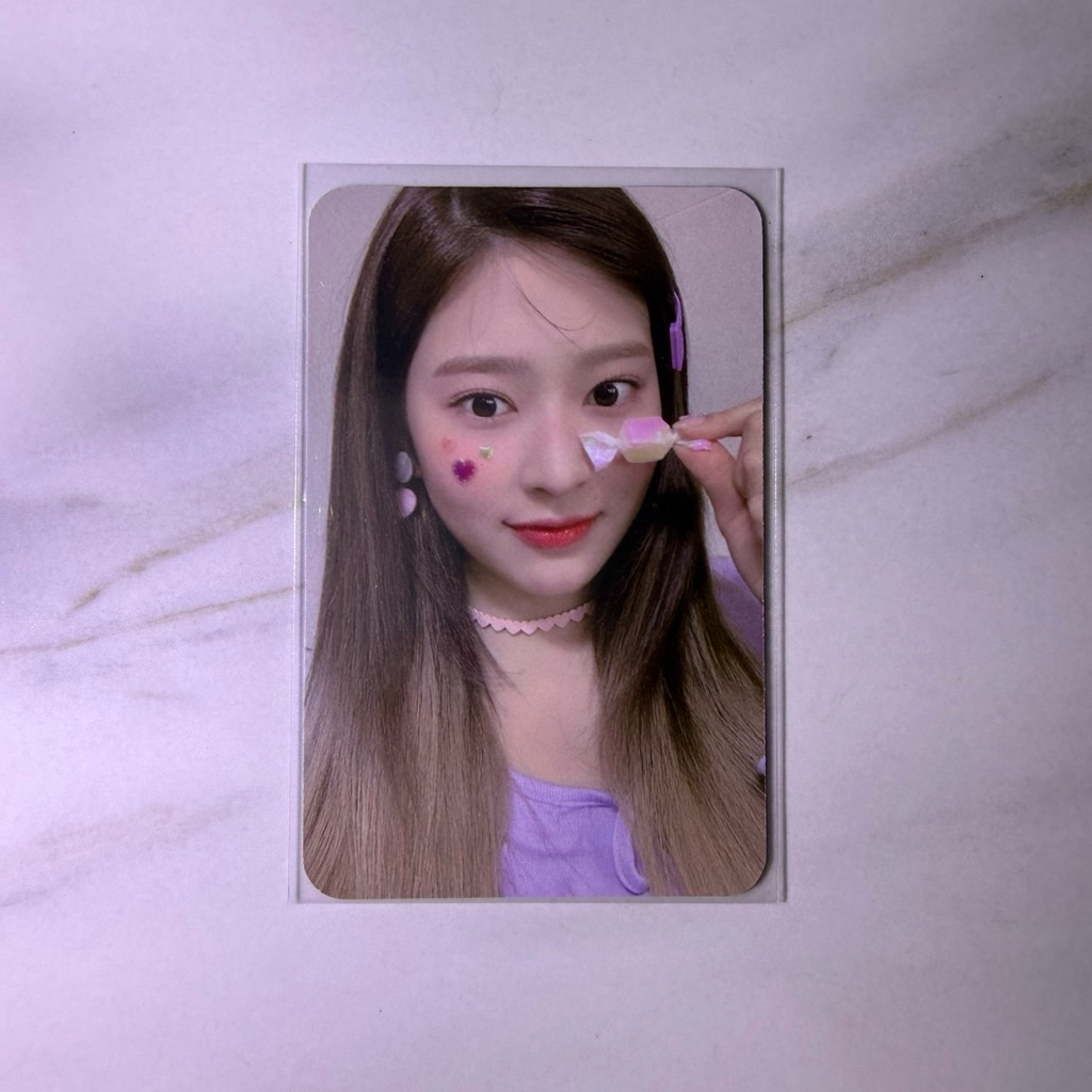 Official Photocard PC Minju IZ*ONE Minju Mainan Minju Candy Oneiric Diary