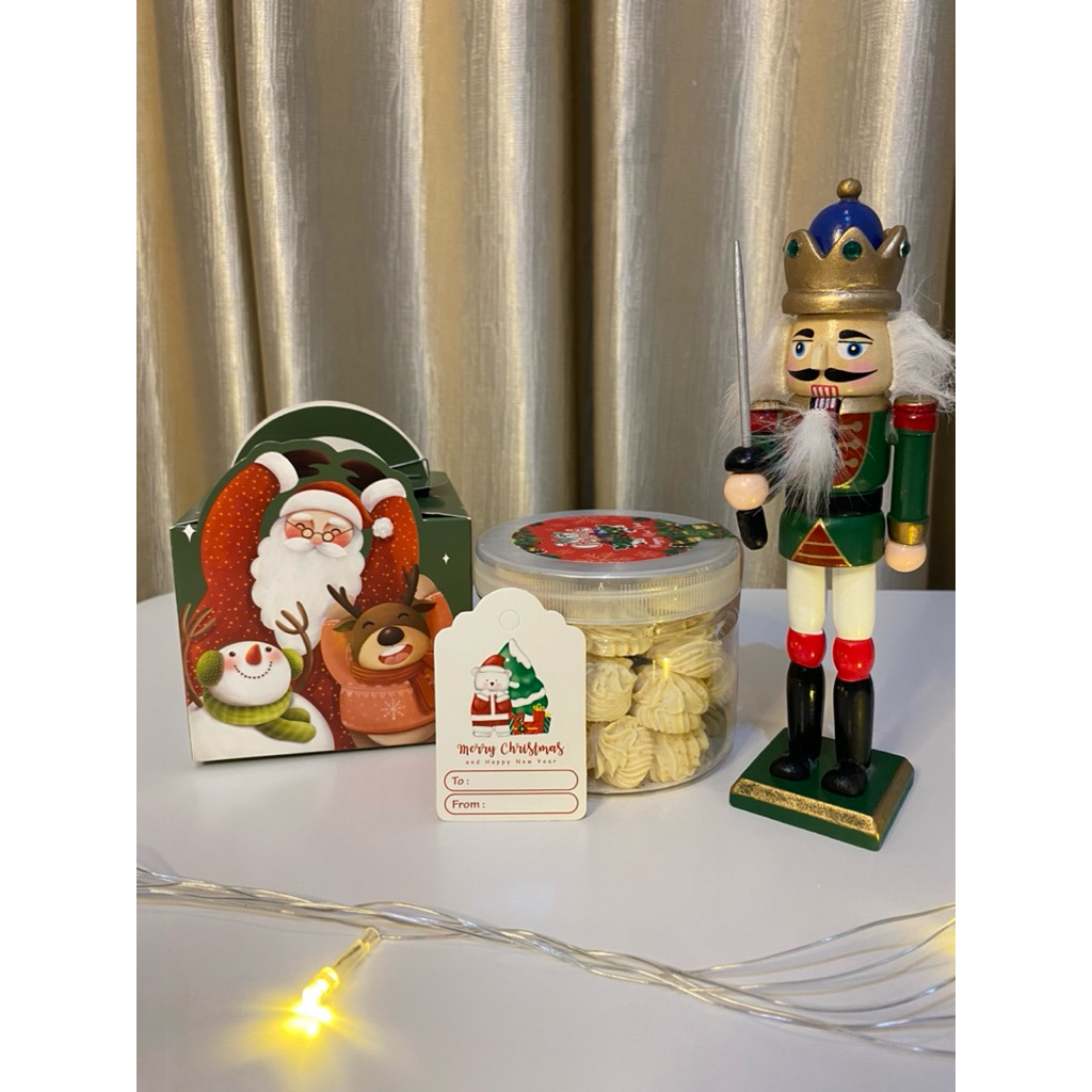 Hampers Natal Jingle Bells Sagu Keju GREEN isi 1 kemasan toples 400 ml