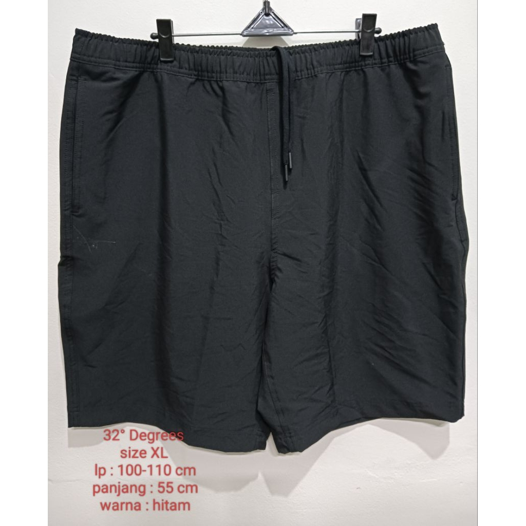 Celana Pendek 32° Degrees