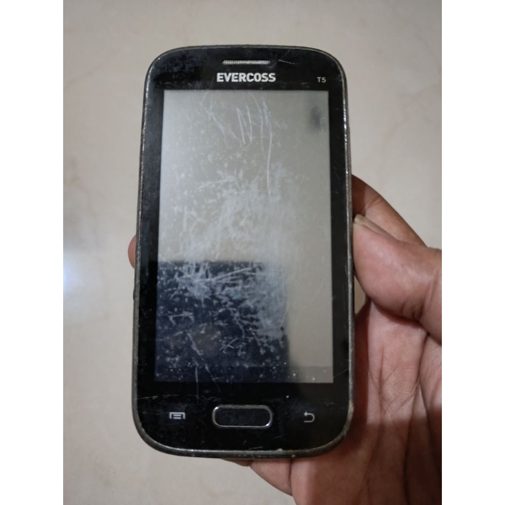 HP Evercoss T5 Full Black Original Bahan Gambling Jadul Langka Unik Imut Speaker Bass Stereo Joss Kh