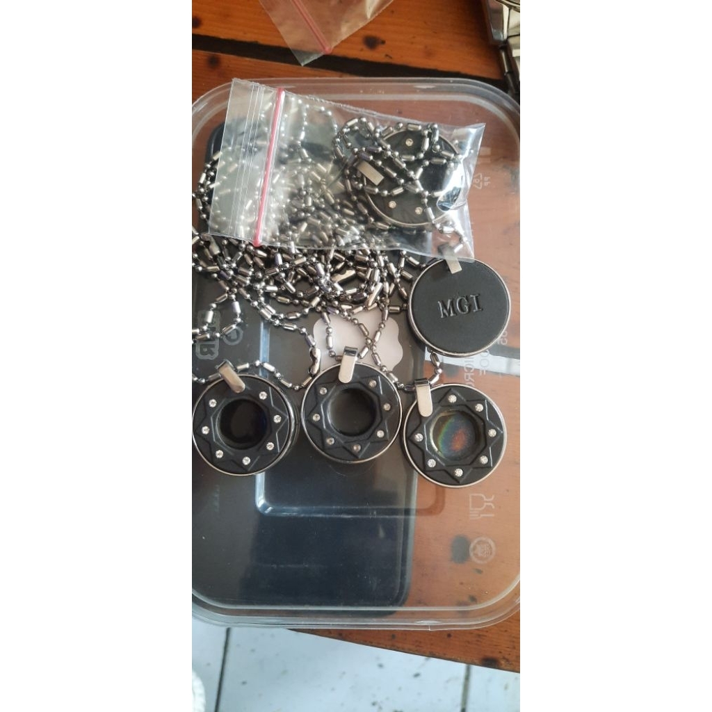 kalung mci aura pendant like new