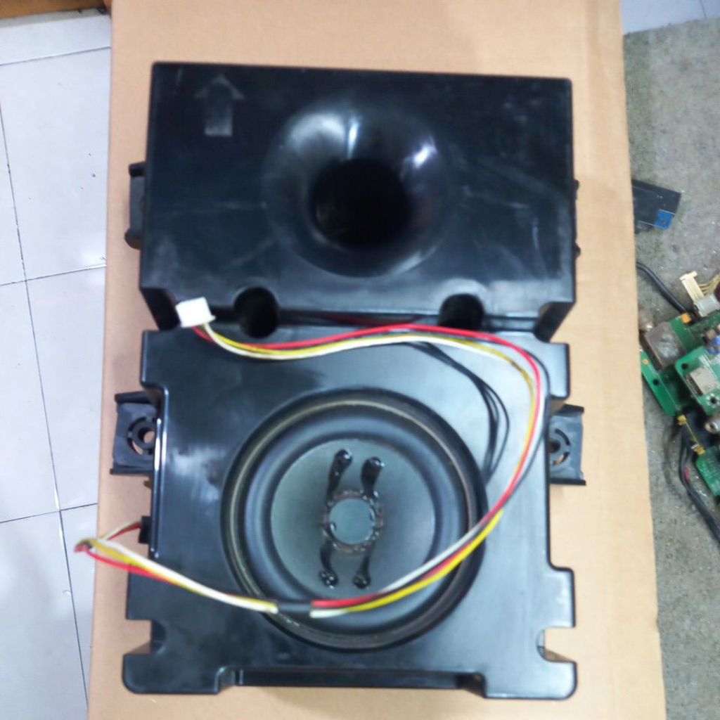 speaker bekas tv polytron 24d123