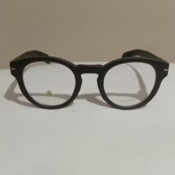 Preloved Kacamata David Beckham Unisex.