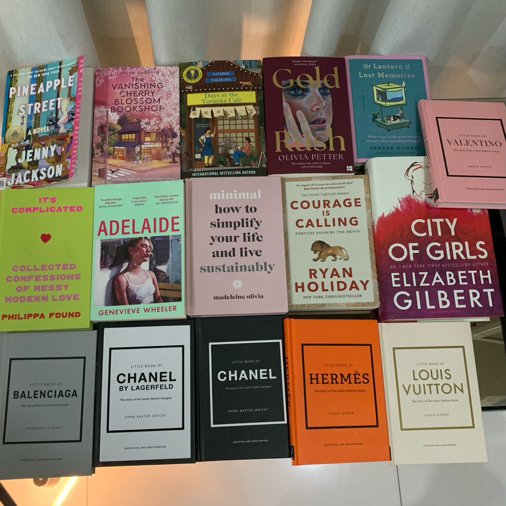 [PRE-LOVED ENGLISH BOOKS]Novel etc: adelaide, golden rush, days at the torunka cafe, pineapple stree