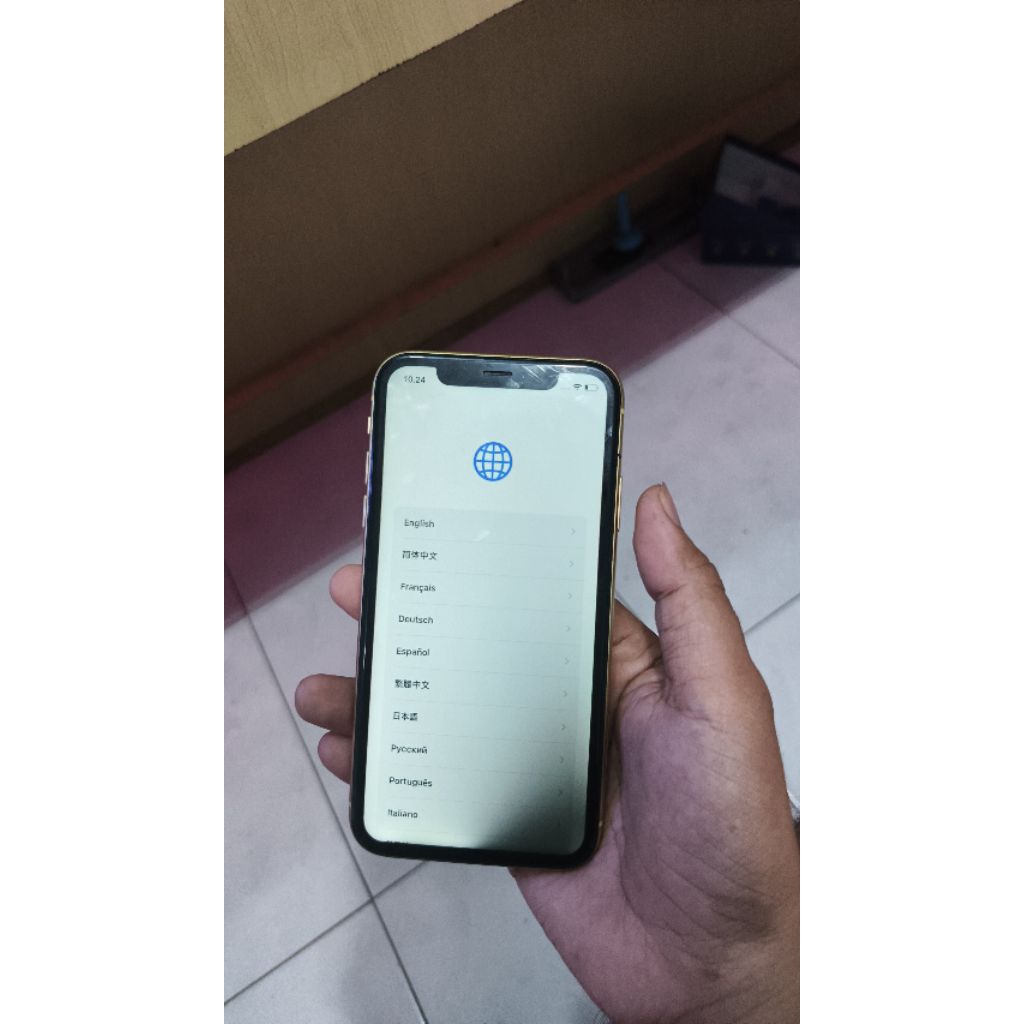 iPhone XR lock iCloud 64gb lcd minus seperti foto