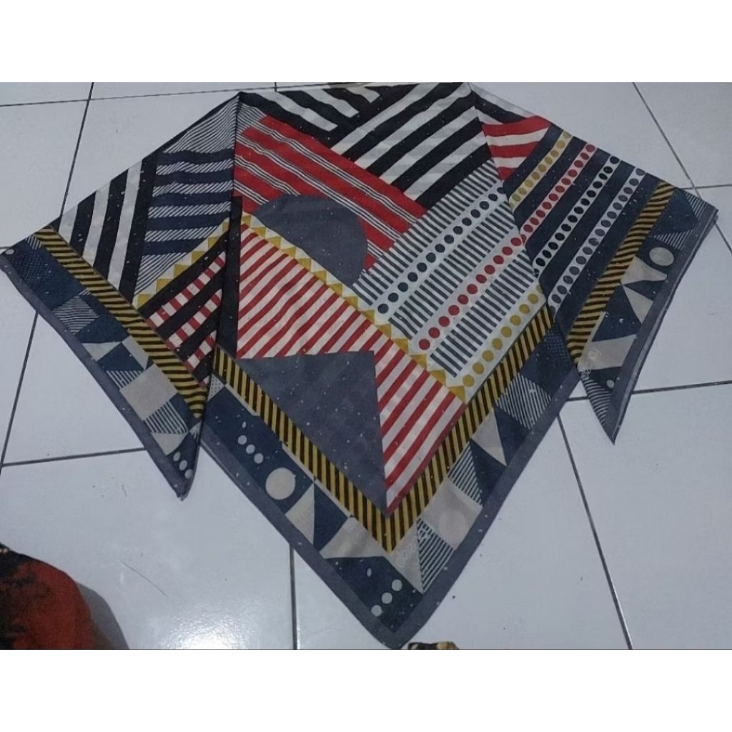 PRELOVED DEENAY Melma Navy ORI // Deenay Lubna Merah //DEENAY Geo Strip ORIGINAL,,