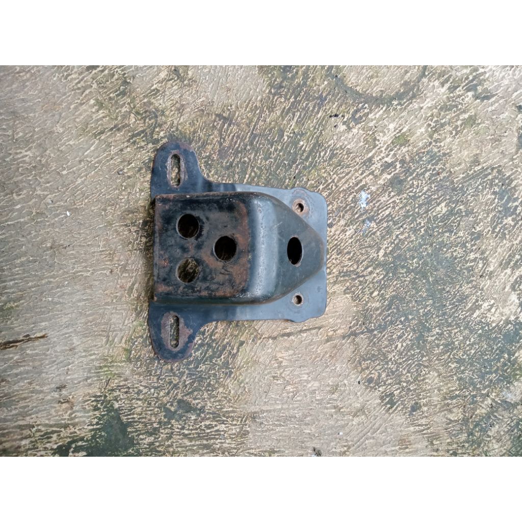 Dudukan Lampu Belakang Yamaha Rx K Rx king Rx Spesial Original