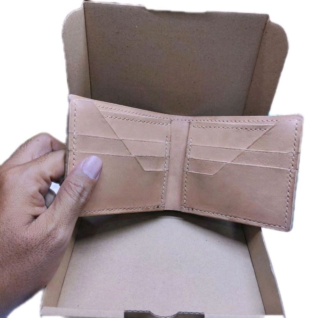 Dompet Kulit Asli Bifold wallet vegtan leather nabati costum warna dye hitam natural handmade lokal 