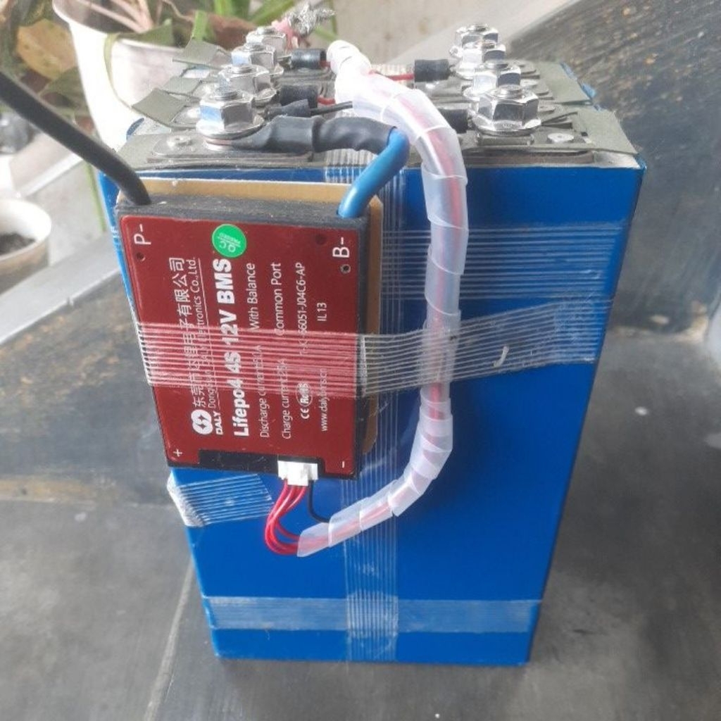 baterai lifepo 4 12 v 100 ah + bms 4s