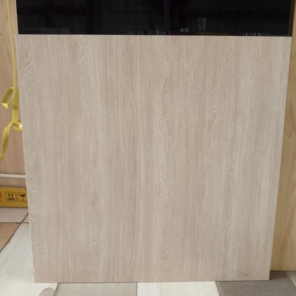 Granit lantai motif kayu 60x60 cacasia cream sandimas pasadana