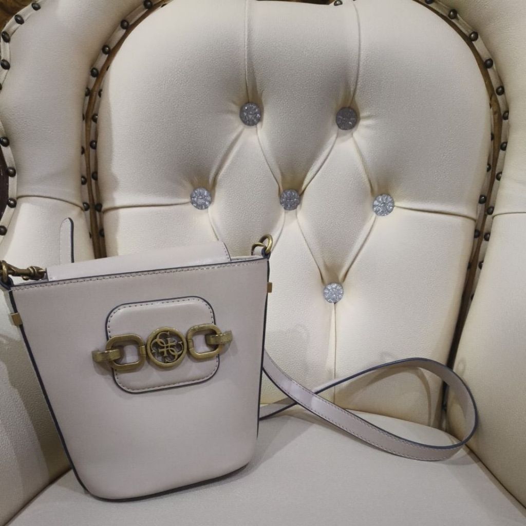 Tas Guess Hensley Bucket 100% original