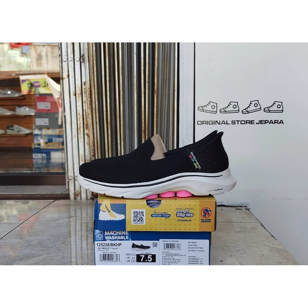 SIZE 38.5 SKECHERS GO WALK 7 WOMEN ORIGINAL 100%