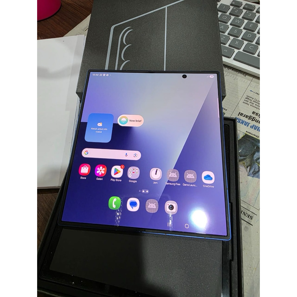 Samsung Z Fold 7 Bekas Second Garansi Resmi 5G