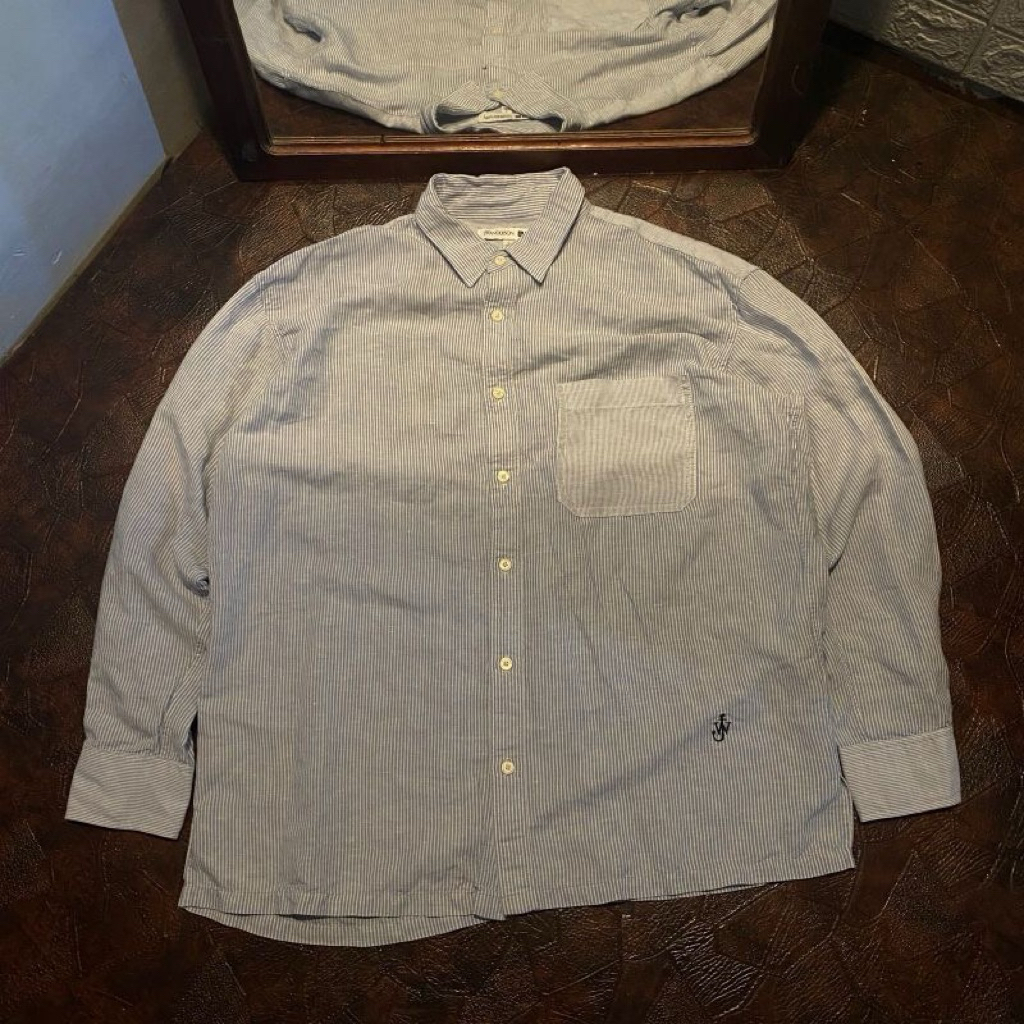 Preloved kemeja uniqlo x jw anderson
