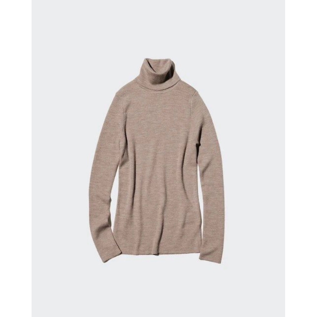 Uniqlo Womens Heattech High Neck Long Sleeve Fleece Turtleneck in Beige