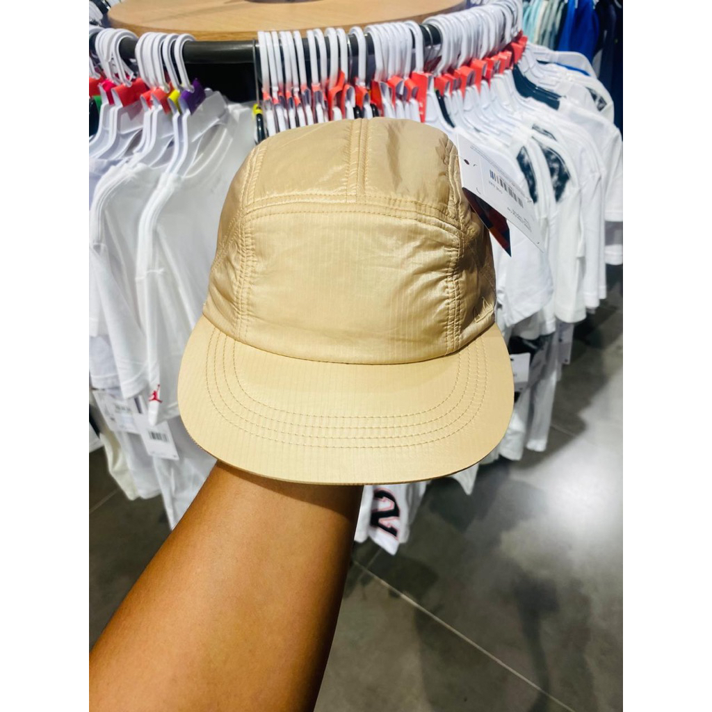 TOPI RUNNING ELLESSE UNISEX ORIGINAL.