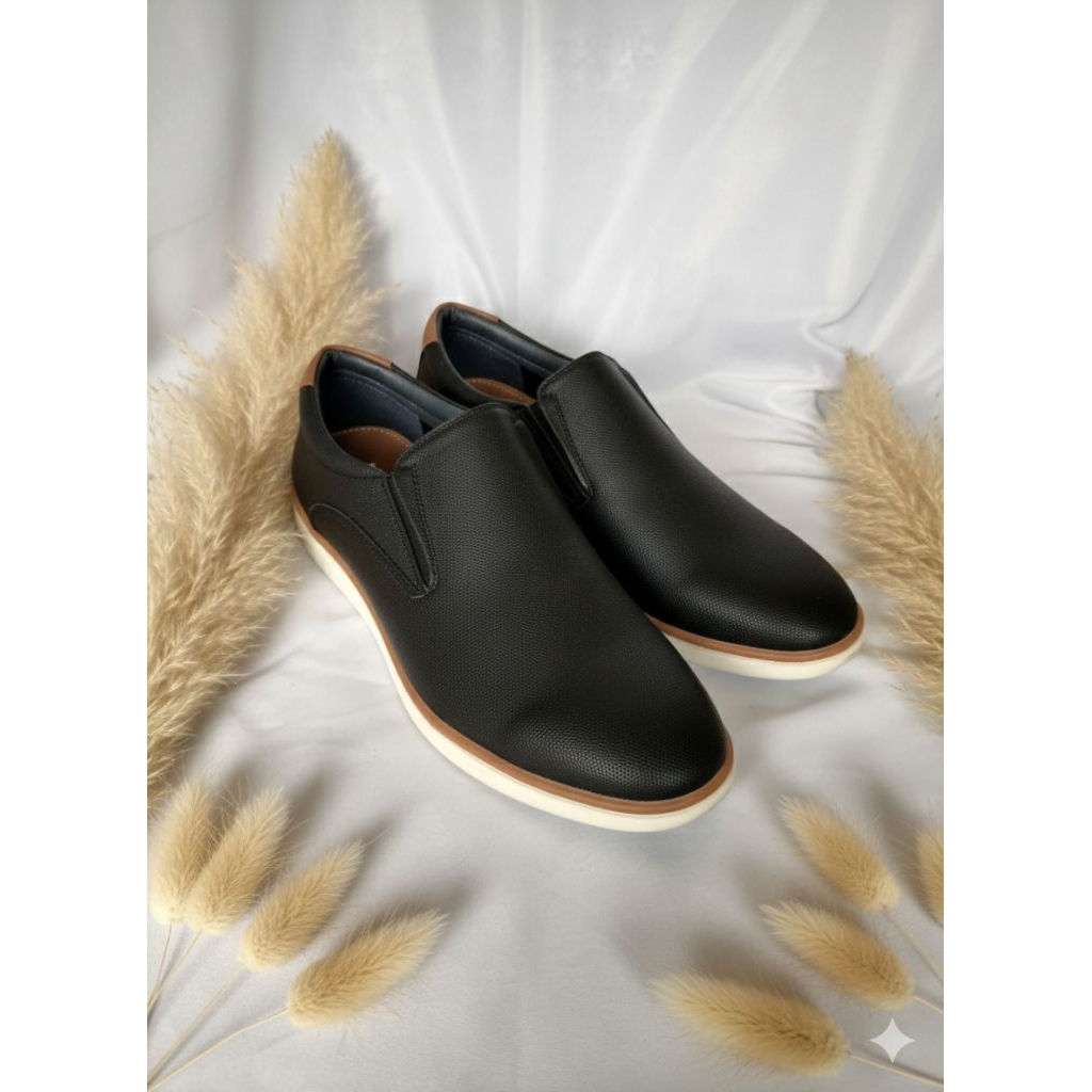 Sepatu Slip On Pria Bata