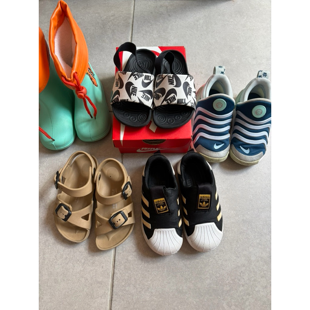 PRELOVED SEPATU SENDAL ANAK BRANDED