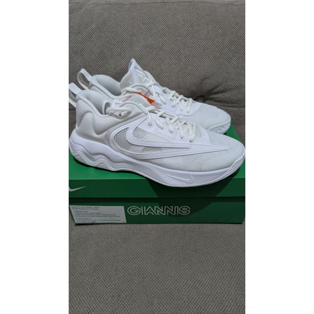 (BNIB) ORIGINAL Sepatu Basket Giannis Immortality 3 EP White